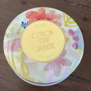 Anthropologie, ILLUME citron star jasmine, soy candle
